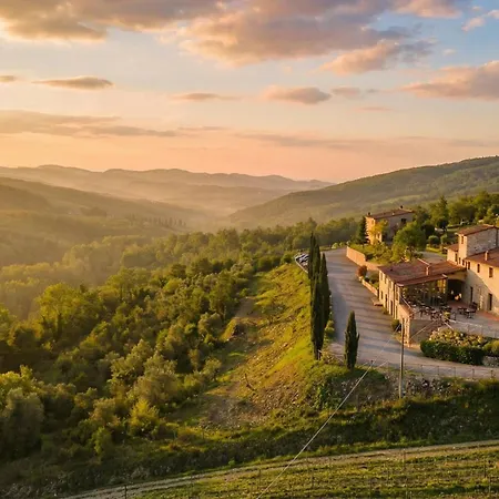 Otel Borgo Le Noci Chianti Retreat & Pool 3*